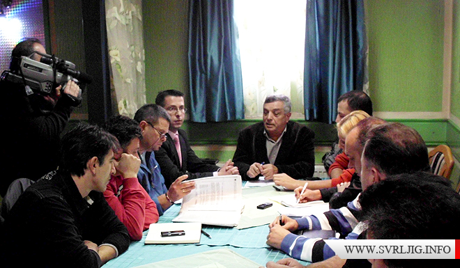 DS - sa predstavnicima Ministarstva i clanovima udruz. DS sa predstavnicima Ministarstva i clanovima udruz.