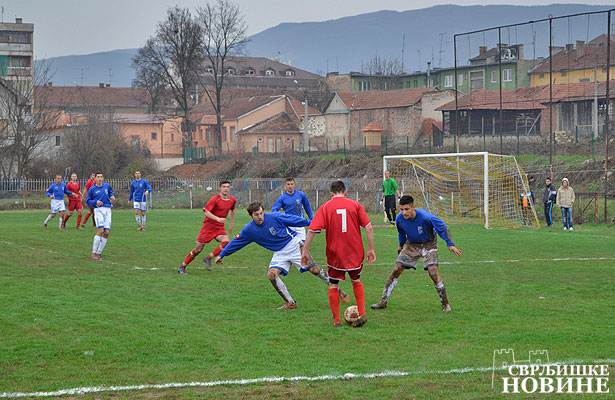 Fudbaleri poraženi 1 12