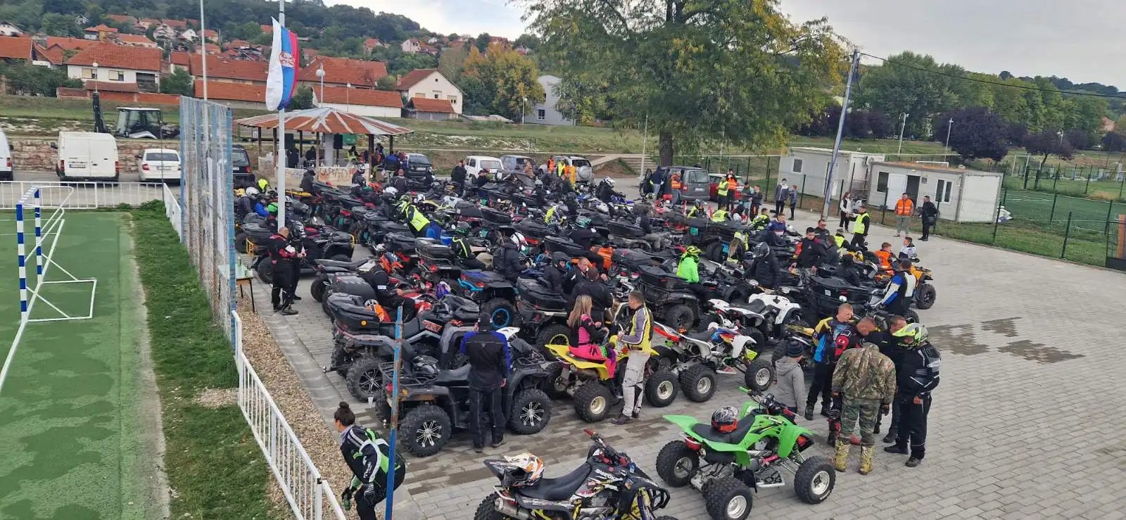 Doček u Svrljigu, plato SRC ,,Pastirište'', foto: M.D.