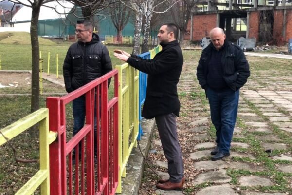 Predsednik opštine Miroslav Marković na mestu buduće rekonstrukcije, foto: M.M.