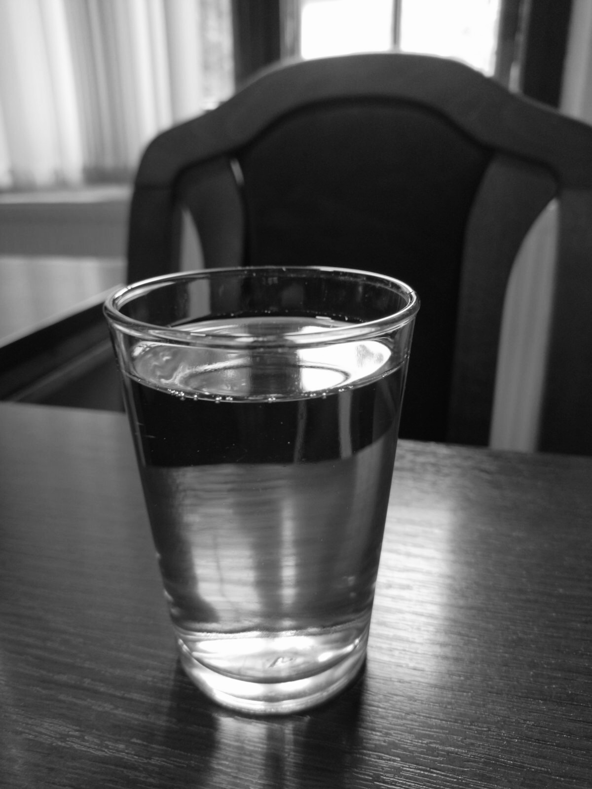 Čaša vode, ilustracija, foto: Redakcija