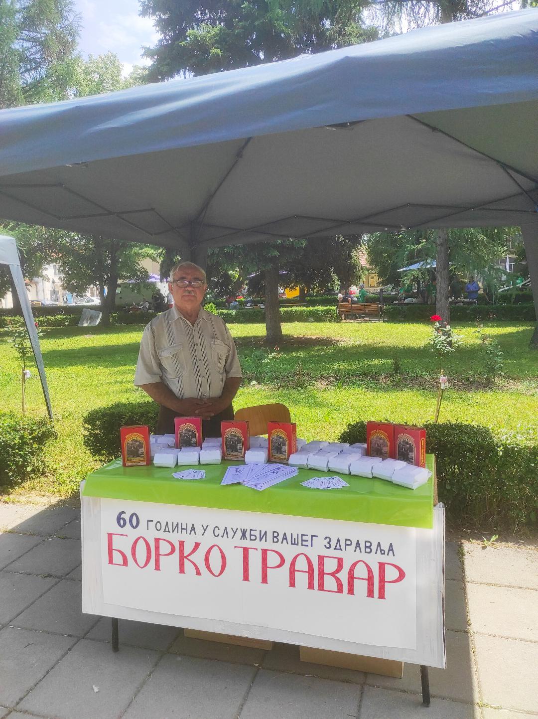 Štand travarske radnje „BORKO TRAVAR“ na manifestaciji „Dani gljiva i bilja“ u Svrljigu