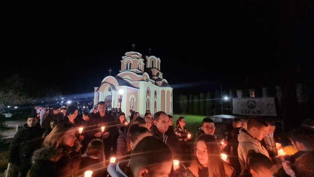 Ponoćna litija, foto: Svrljiške novine