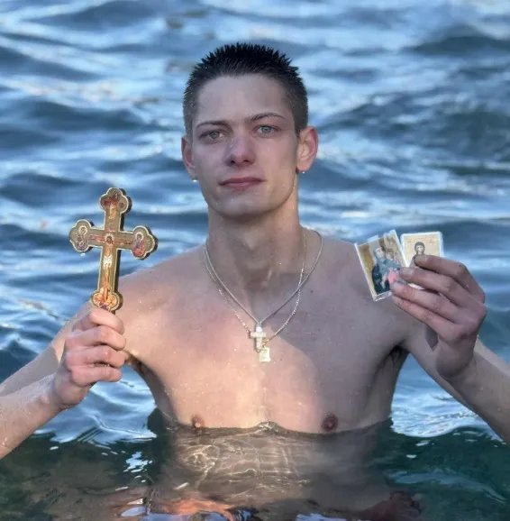 Pobednik u plivanju za Časni Krst, Popšica, foto: M.M. / Svrljiške novine