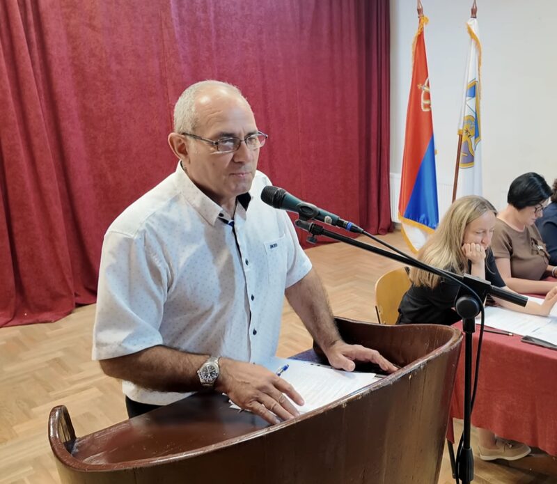 U Svrljigu obeležavanje 200 parking mesta, slede i kazne za nepropisno parkiranje 1 Jovan Đorđević, direktor JKSP ,,Svrljig“ Svrljig, foto: Svrljiške novine