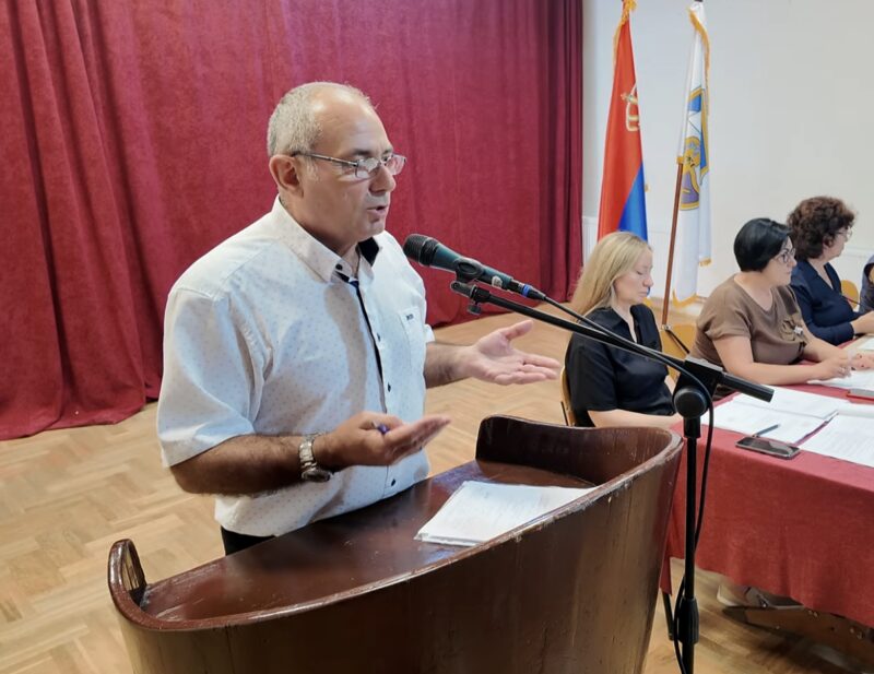 Izvorišta u Svrljigu pala za 50 odsto, novi bunar uskoro u sistemu vodosnabdevanja 1 Jovan Đorđević, direktor JKSP ,,Svrljig“ Svrljig, foto: Svrljiške novine