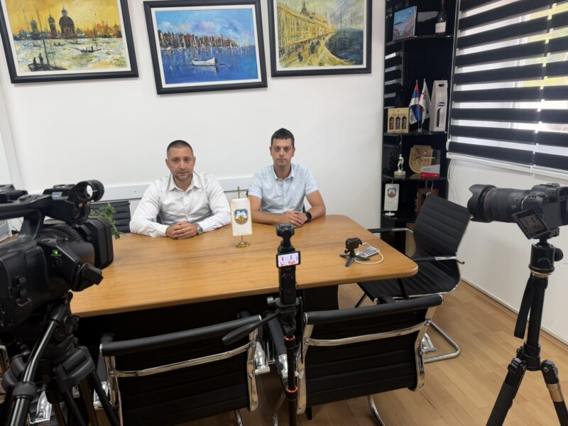 Konferencija za medije: Milan Mihajlović odbornik i član Saveta za razvoj 1 Konferencija za medije, foto: M.M.