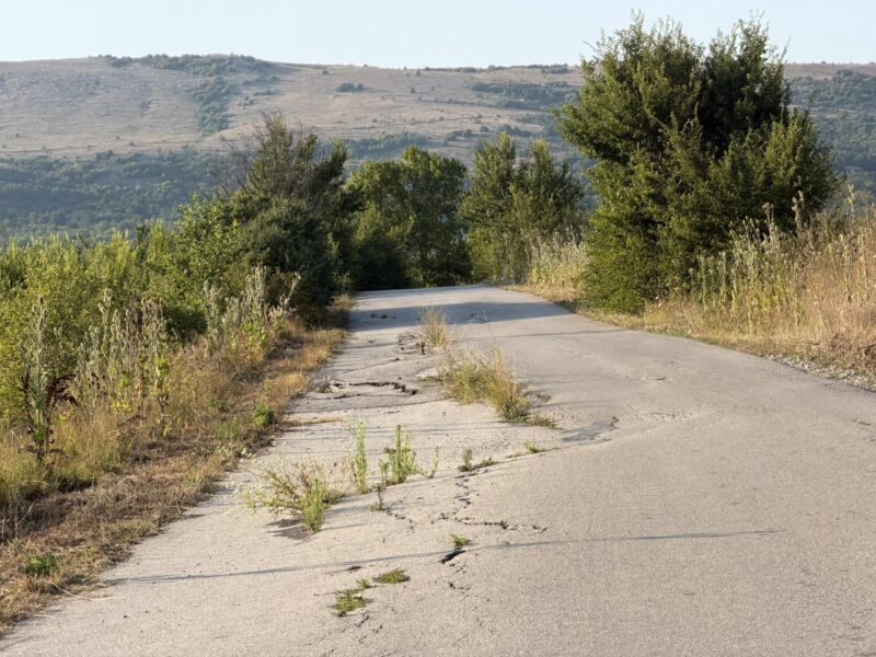 Istorijska odluka za Svrljig: Sutra potvrda investicije od 500 miliona dinara za rekonstrukciju puteva 2 Put do sela Plužina, foto: Svrljiške novine