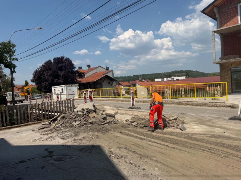 Rekonstruiše se most preko Pravačke reke, biće proširen i bezbedniji 1 Radovi na izgradnji mosta, foto: Svrljiške novine